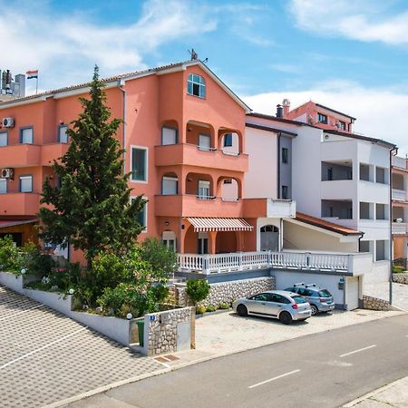 Apartments Mikanovic Crikvenica Dış mekan fotoğraf