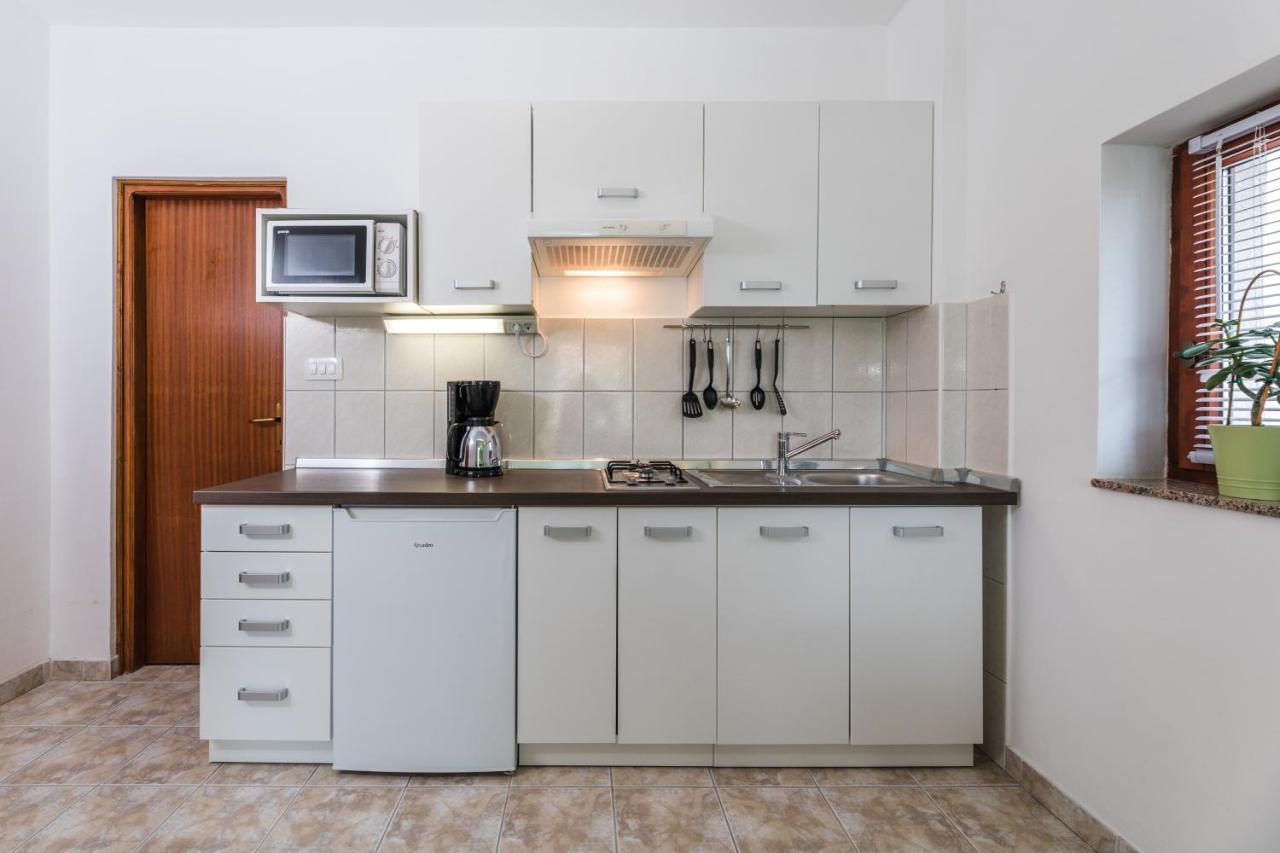 Apartments Mikanovic Crikvenica Dış mekan fotoğraf