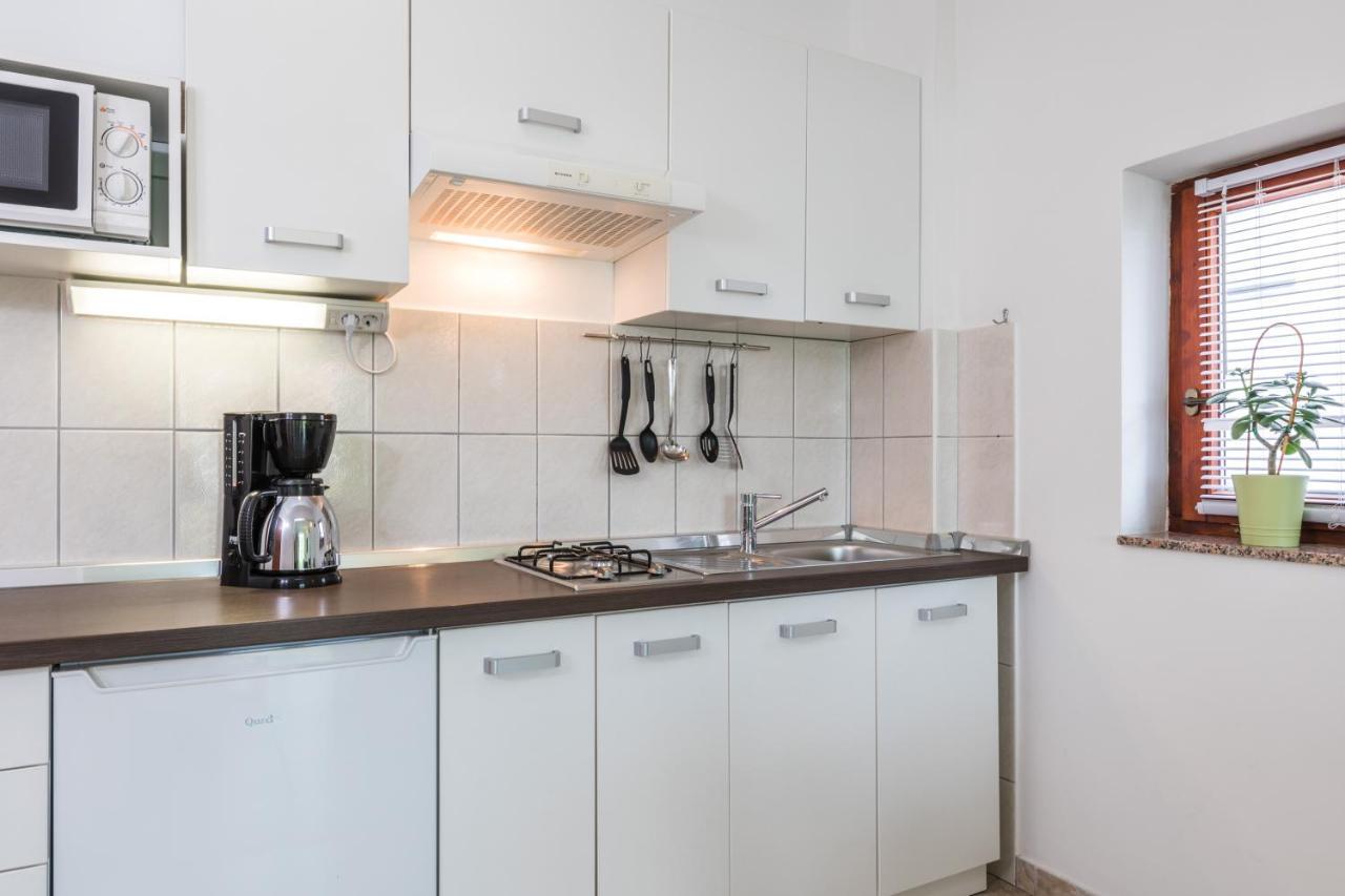 Apartments Mikanovic Crikvenica Dış mekan fotoğraf