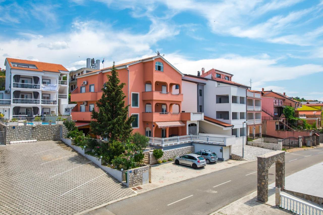 Apartments Mikanovic Crikvenica Dış mekan fotoğraf