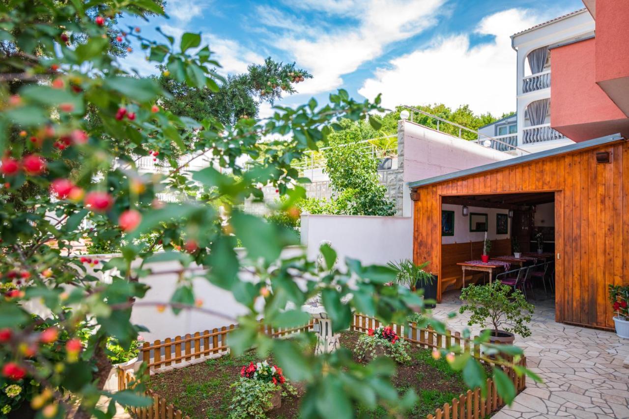 Apartments Mikanovic Crikvenica Dış mekan fotoğraf